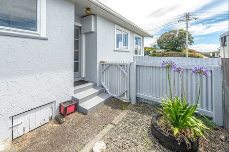 Photo of property in 36 Kowhai Street, Castlecliff, Whanganui, 4501