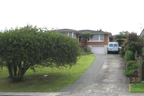 Photo of property in 9 Selwyn Crescent, Forrest Hill, Auckland, 0620