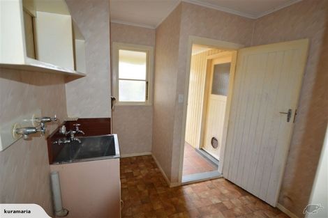 Photo of property in 2 Hikurangi Terrace, Taumarunui, 3920