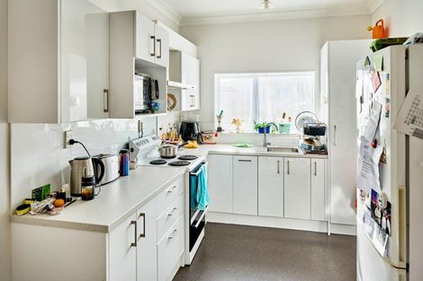 Photo of property in 279 Dowse Drive, Maungaraki, Lower Hutt, 5010