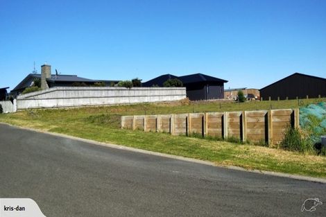 Photo of property in 3a Golf Vue Place, Castlecliff, Whanganui, 4501