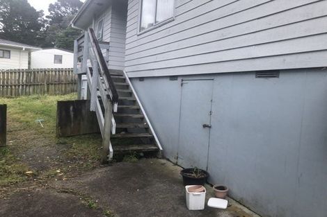 Photo of property in 5 Meadowvale Rise, Titirangi, Auckland, 0604