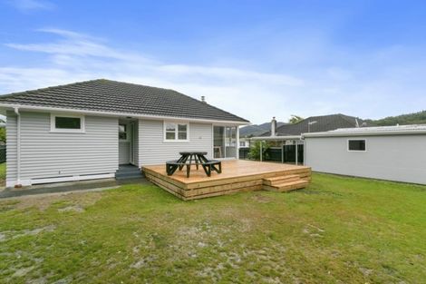 Photo of property in 2 Edmonds Street, Wainuiomata, Lower Hutt, 5014