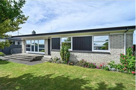 Photo of property in 52 Folkestone Drive, Flaxmere, Hastings, 4120