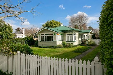 Photo of property in 169 Victoria Street, Cambridge, 3434