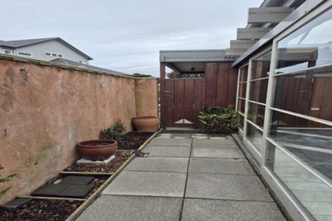 Photo of property in 39 Lucknow Terrace, Khandallah, Wellington, 6035