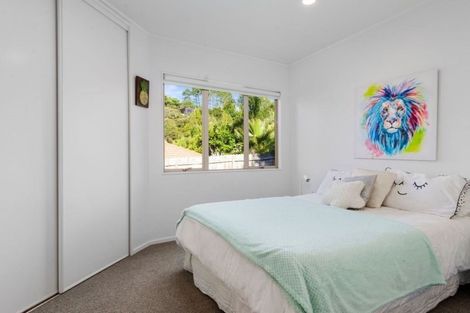 Photo of property in 29 Kate Sheppard Avenue, Torbay, Auckland, 0630