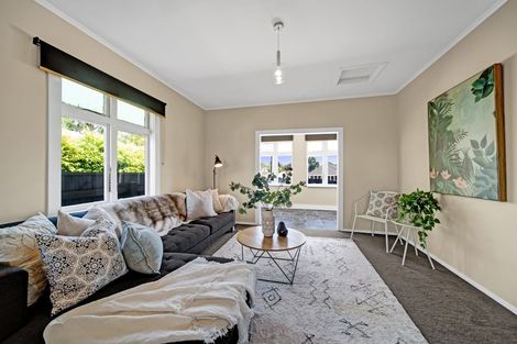 Photo of property in 1/68 Woodleigh Street, Frankleigh Park, New Plymouth, 4310