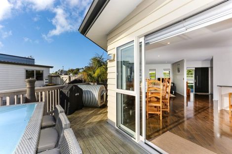 Photo of property in 64 Isabella Drive, Pukekohe, 2120