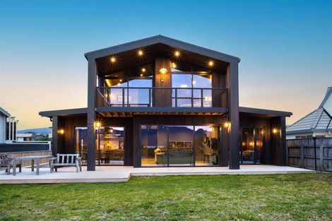 Photo of property in 123 Manly Street, Paraparaumu Beach, Paraparaumu, 5032