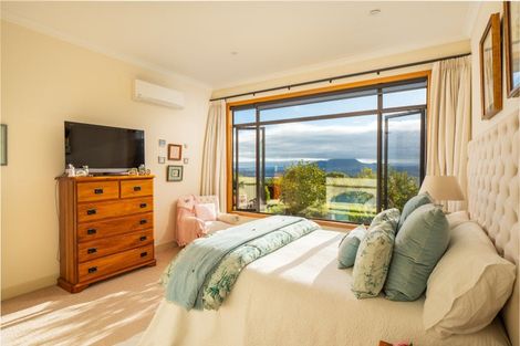 Photo of property in 48 Blue Ridge Drive, Acacia Bay, Taupo, 3385