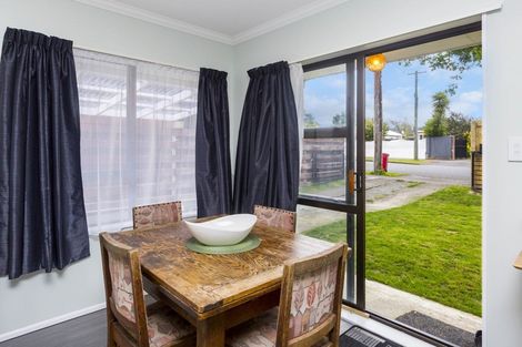 Photo of property in 1/6 Tararua Street, Trentham, Upper Hutt, 5018