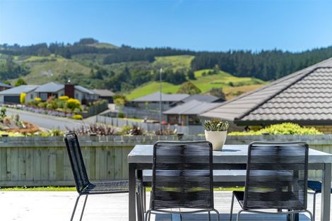 Photo of property in 4 Glendermid Close, Sawyers Bay, Port Chalmers, 9023