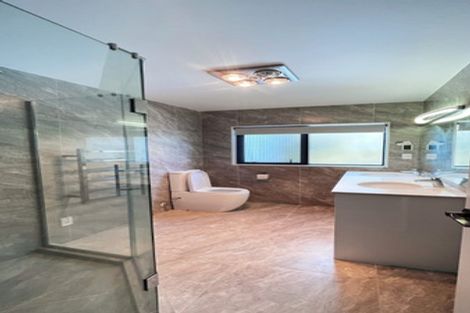 Photo of property in 138 Greenhithe Road, Greenhithe, Auckland, 0632