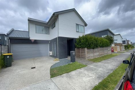 Photo of property in 215 Wainui Road, Silverdale, 0932