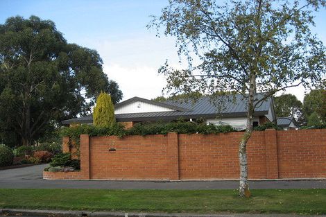 Photo of property in 12 Gothic Place, Ilam, Christchurch, 8041