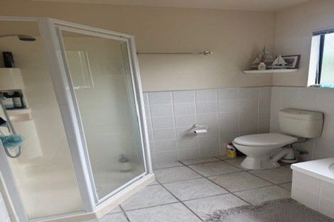 Photo of property in 20 Langana Avenue, Browns Bay, Auckland, 0630