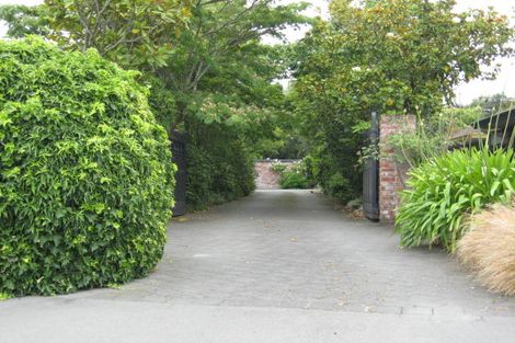 Photo of property in 15a Clyde Road, Upper Riccarton, Christchurch, 8041