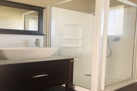 Photo of property in 39 Becroft Drive, Forrest Hill, Auckland, 0620