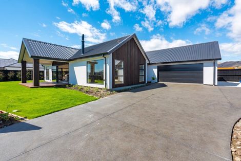 Photo of property in 30 Nikau Drive, Redwoodtown, Blenheim, 7201
