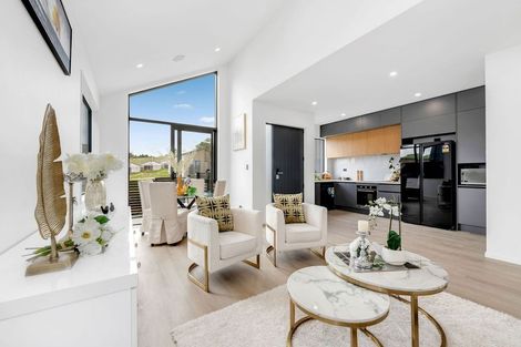 Photo of property in 15 Aituaa Road, Pukekohe, 2120