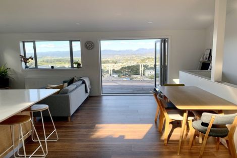 Photo of property in 2/27 Whaui Street, Vogeltown, Wellington, 6021