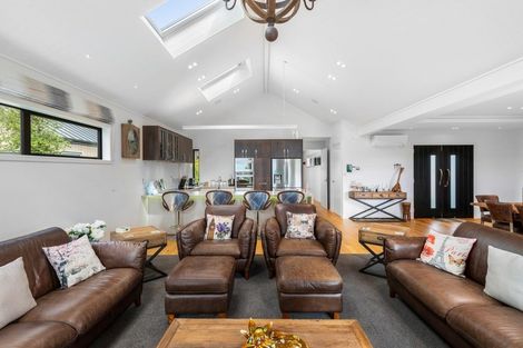 Photo of property in 12 Orford Drive, Jacks Point, Queenstown, 9371