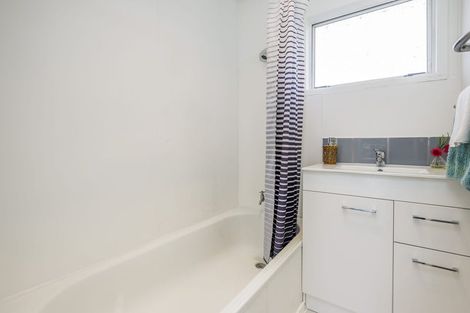 Photo of property in 1/9 Sharland Avenue, Manurewa, Auckland, 2102