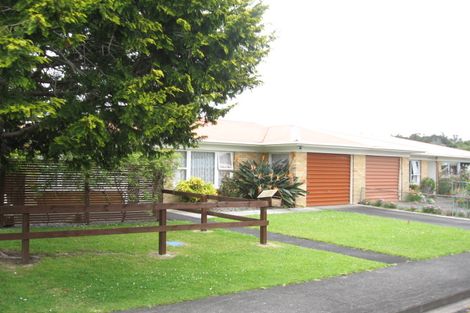 Photo of property in 11a Royston Street, Rosehill, Papakura, 2113