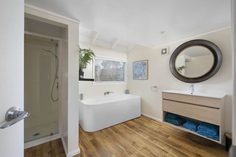 Photo of property in 16 Palm Parade, Riversdale Beach, Masterton, 5872