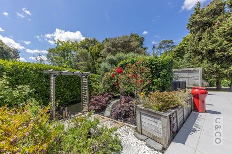 Photo of property in 4 School Road, Riverhead, 0820