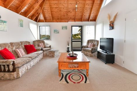 Photo of property in 58 Swann Beach Road, Stanmore Bay, Whangaparaoa, 0932
