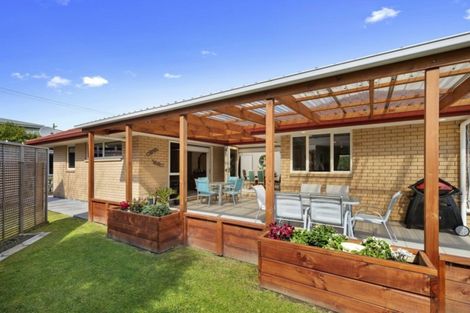 Photo of property in 7 Te Kauwhata Road, Te Kauwhata, 3710