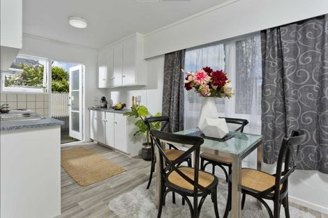 Photo of property in 1/100 Saint Lukes Road, Sandringham, Auckland, 1025