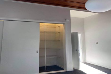 Photo of property in 70 Shakespeare Road, Bluff Hill, Napier, 4110