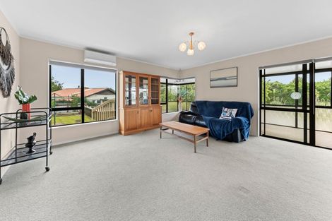 Photo of property in 5 Whakapaki Street, Urenui, 4375