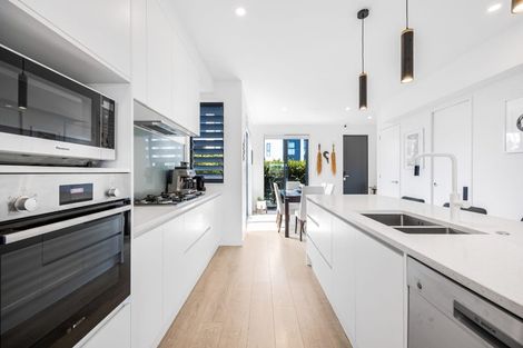 Photo of property in 100 Tarapuka Road, Westgate, Auckland, 0814