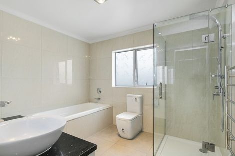 Photo of property in 60 Whites Line West, Woburn, Lower Hutt, 5010