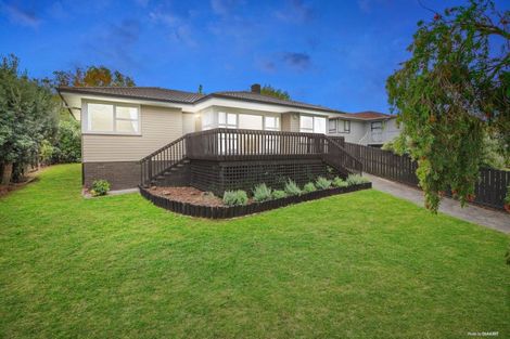Photo of property in 4 Rainbow Place, Wattle Downs, Auckland, 2103