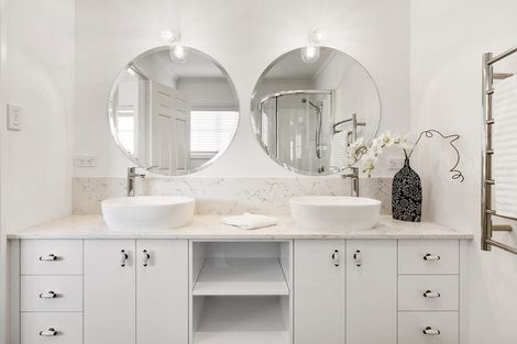 Photo of property in 2/12 Bannings Way, Hobsonville, Auckland, 0618