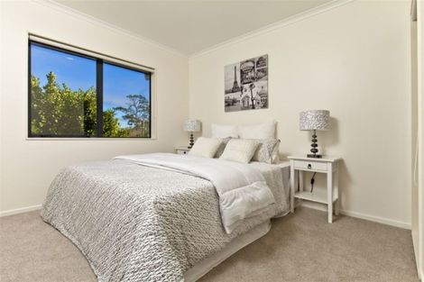 Photo of property in 56 View Ridge Drive, Ranui, Auckland, 0612