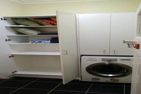 Photo of property in 13 Austin Street, Mount Victoria, Wellington, 6011