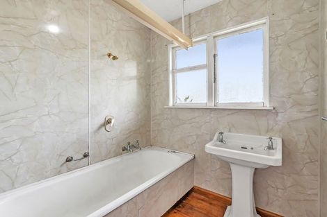 Photo of property in 1/5 Newland Street, Hoon Hay, Christchurch, 8025