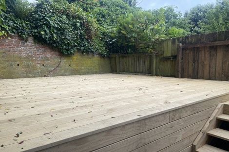 Photo of property in 140 Elizabeth Street, Mount Victoria, Wellington, 6011