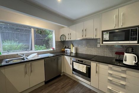 Photo of property in 2/33 Harley Road, Takapuna, Auckland, 0622