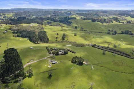 Photo of property in 64 Gervin Road, Wainui, Silverdale, 0992