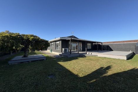 Photo of property in 21 Meadowbrook Drive, Cloverlea, Palmerston North, 4412
