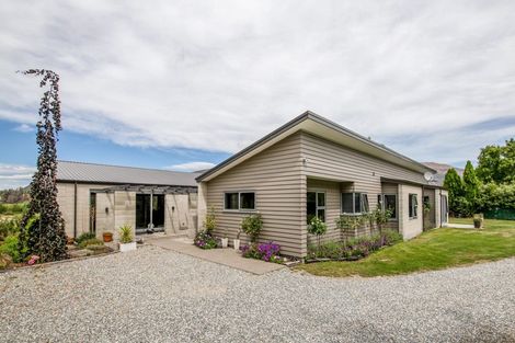 Photo of property in 293 Riverbank Road, Wanaka, 9382