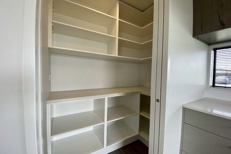 Photo of property in 12 Larissa Road, Halswell, Christchurch, 8025