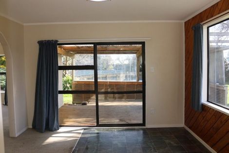 Photo of property in 19 Norwich Place, Awapuni, Palmerston North, 4412
